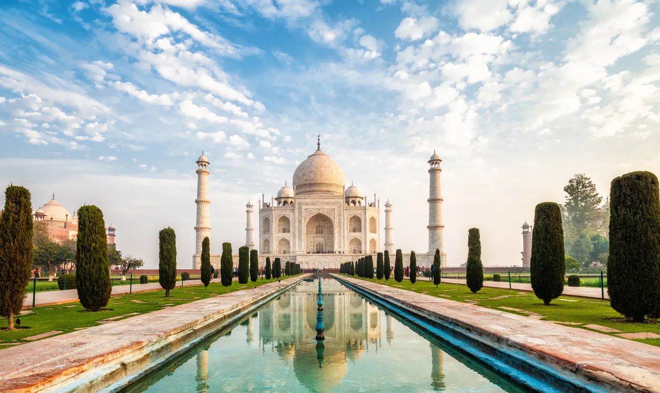 cash currency exchange atms in india taj mahal